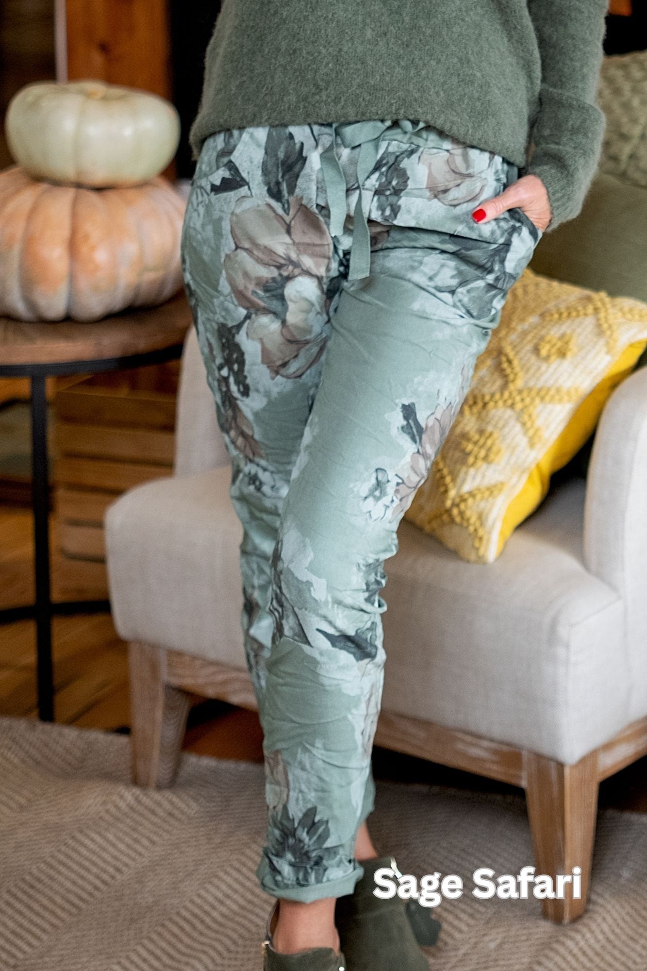 Serengeti Glam Graphic Slouch Pants – Sage Safari