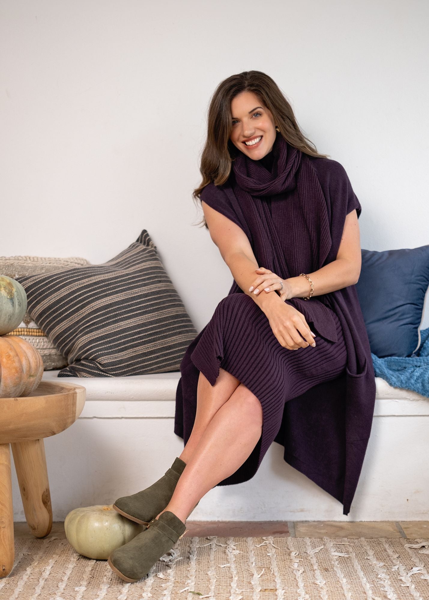 Urban Cozi Long Sleeveless Cardigan Jacket in Bordeaux