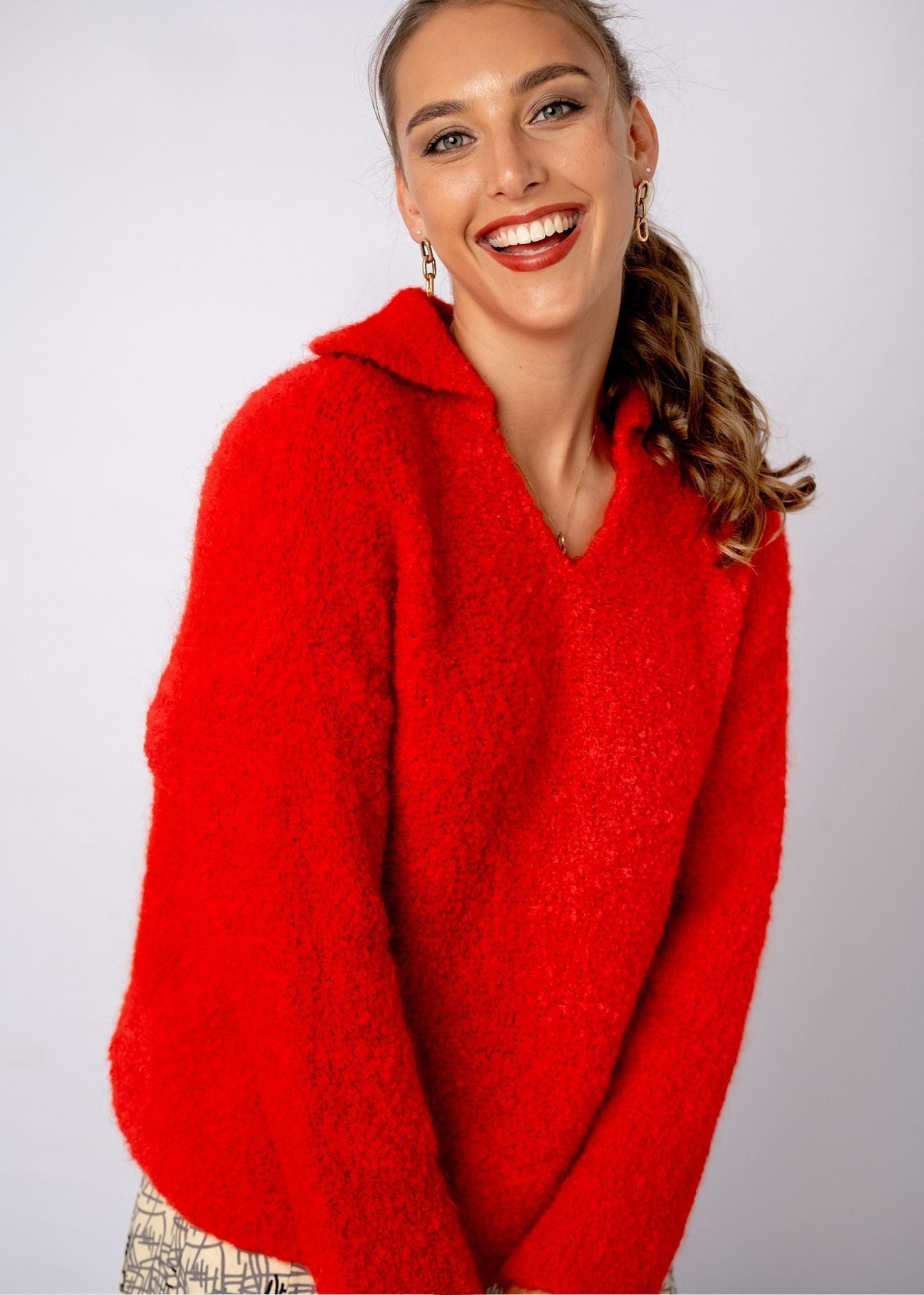 Chunky Knit with Collar in Red