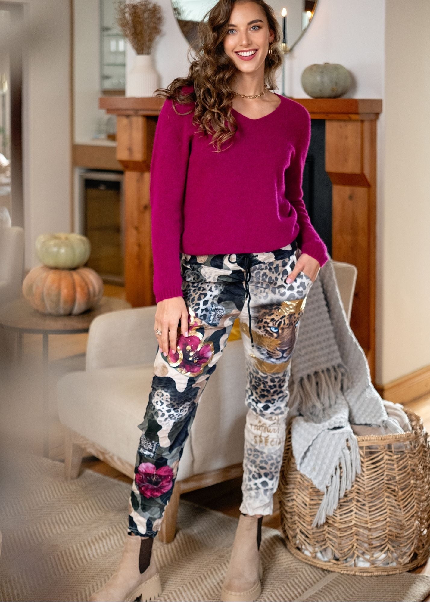 Alpaca Simple V-Neck Knit in Cerise