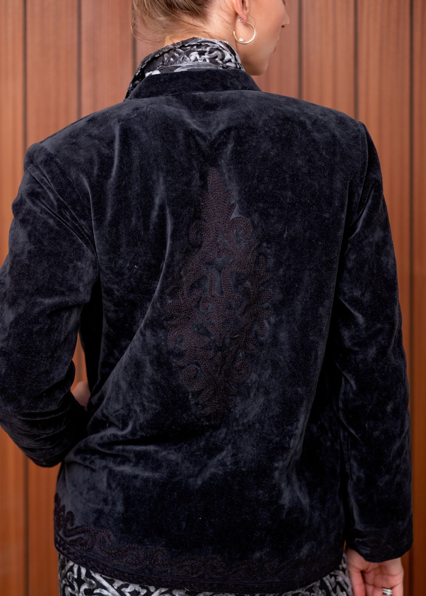 Gia Embossed Velvet Jacket in Midnight