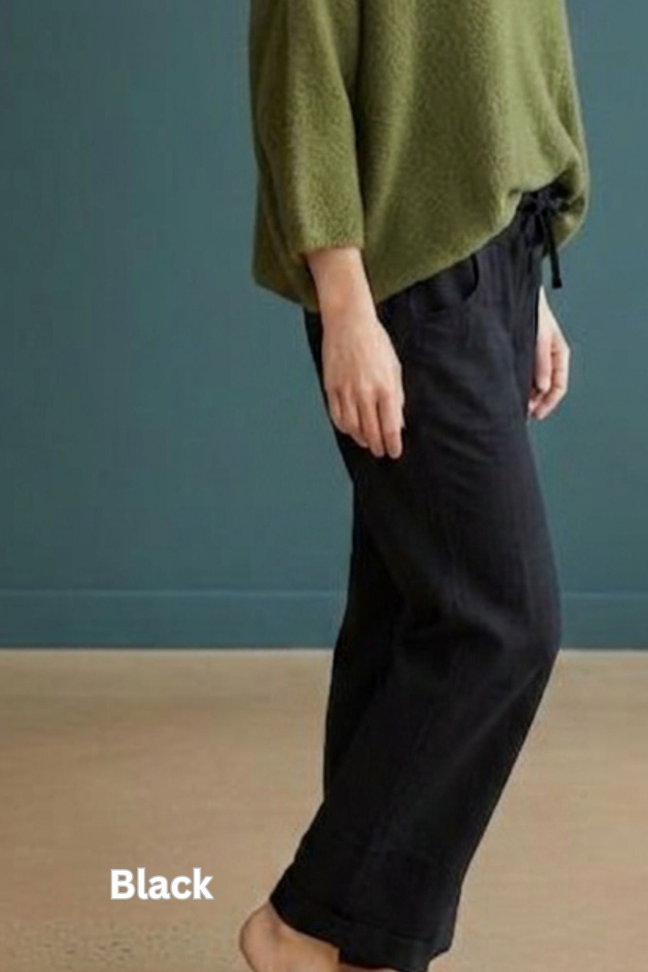 Barrel Drawstring Utility Pants in Black